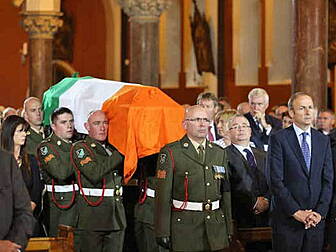 Albert Reynolds laid to rest a...
